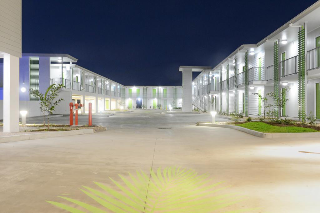 Mackay Oceanside Central Hotel Official Exterior foto