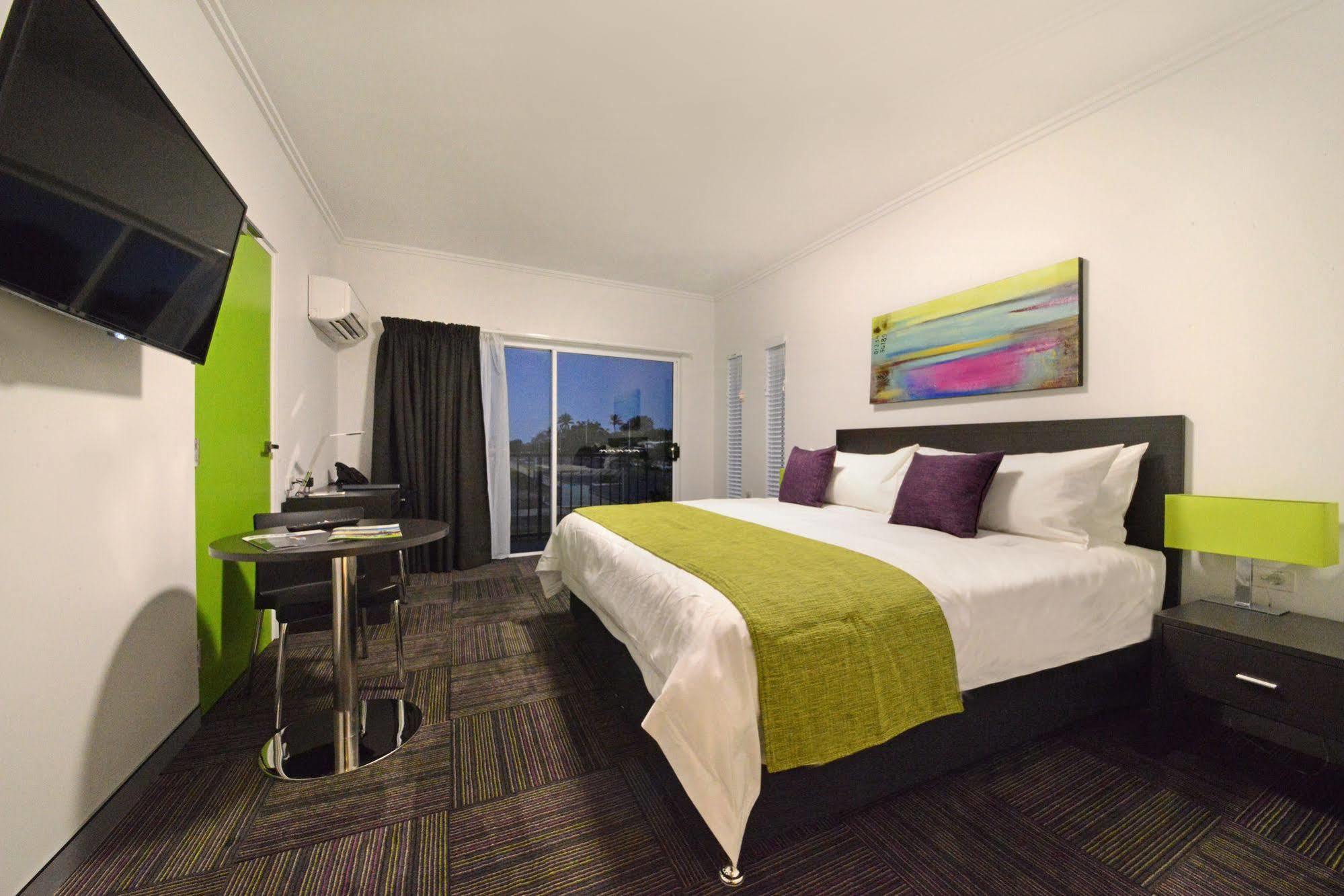 Mackay Oceanside Central Hotel Official Exterior foto